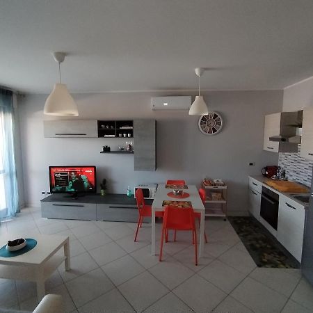 Appartamento Nuovissimo Ad Un Passo Dal Mare Montesilvano Exterior foto